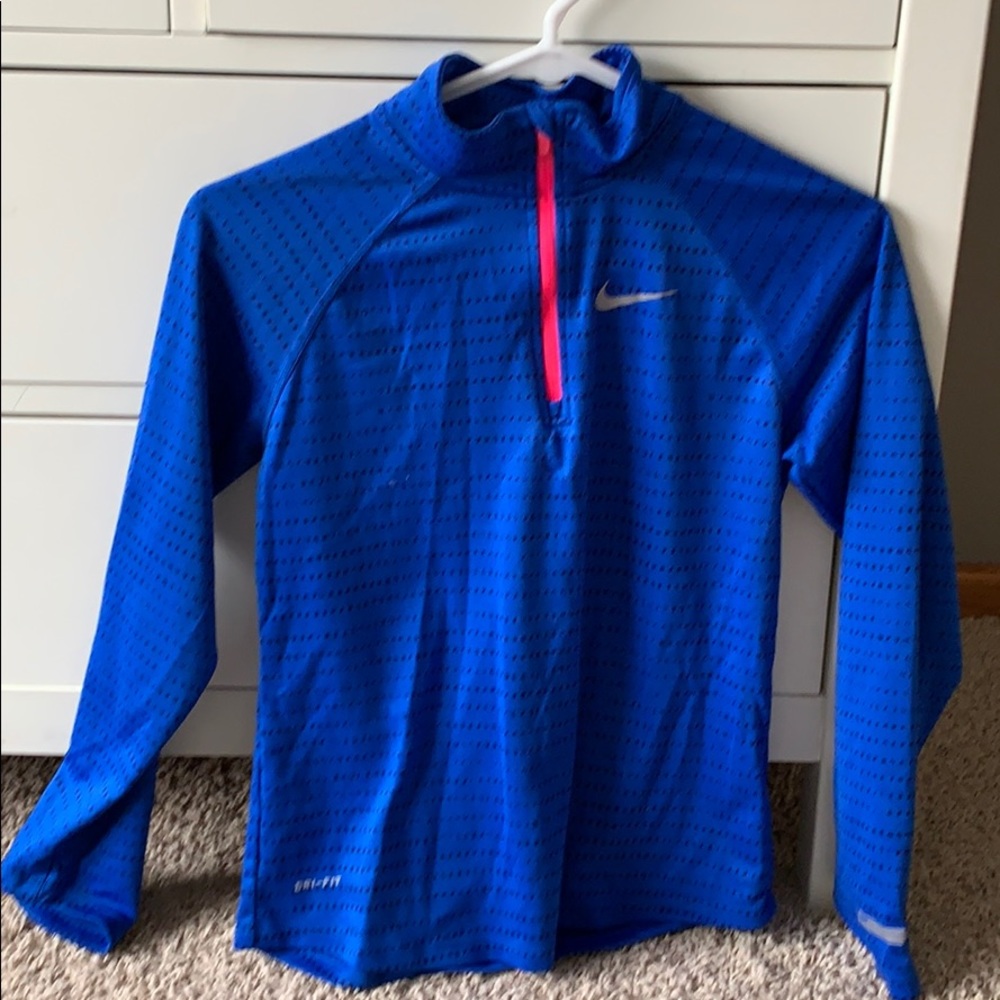 Girls Nike Dri-fit long sleeve.